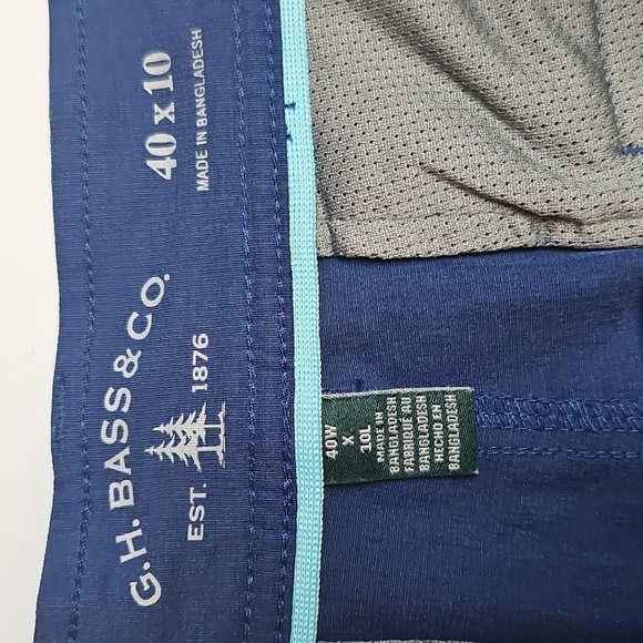 G.H. BASS Bluewater Stretch Shorts Sz 40 Waist Dark Blue Exc Cond - Picture 1 of 9